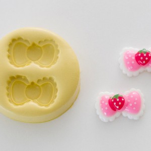 Strawberry Bows Mold